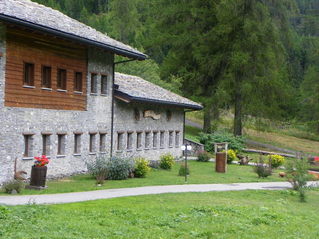 Hotel Les Granges Ла-Тюйль Экстерьер фото
