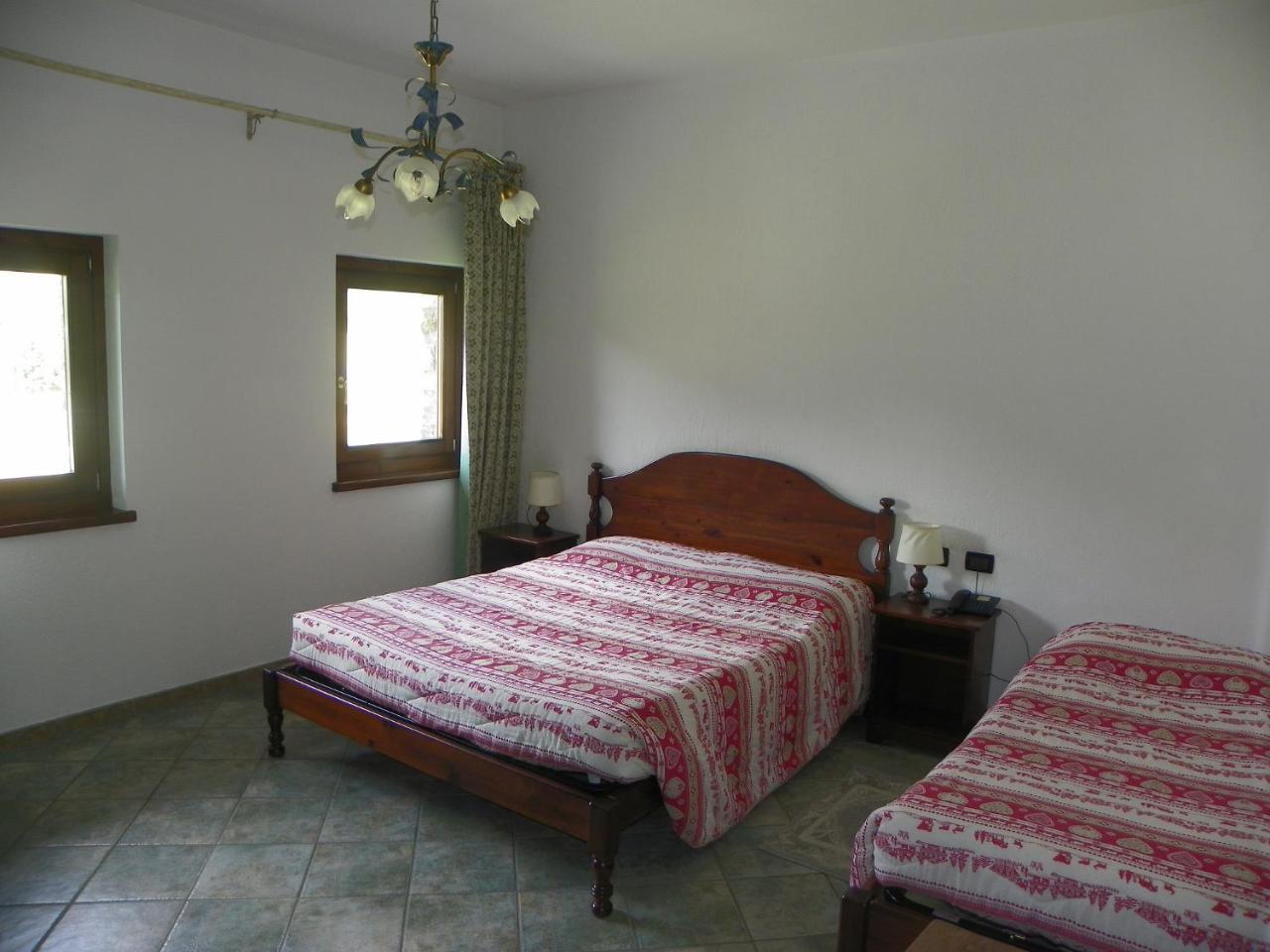 Hotel Les Granges Ла-Тюйль Экстерьер фото